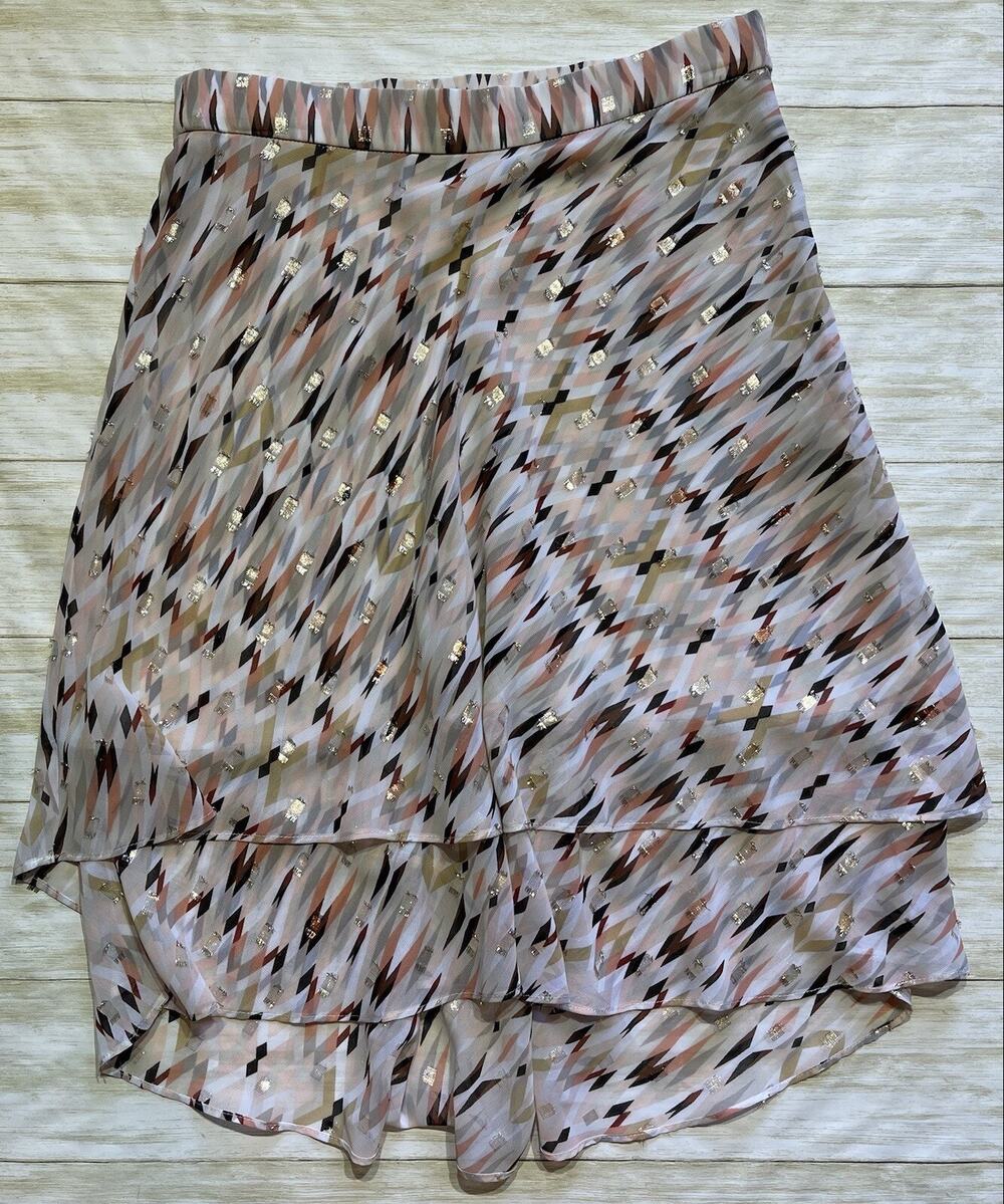 White House Black Market Womenβs Tiered Blush Geo Print Metallic Skirt Size 0
